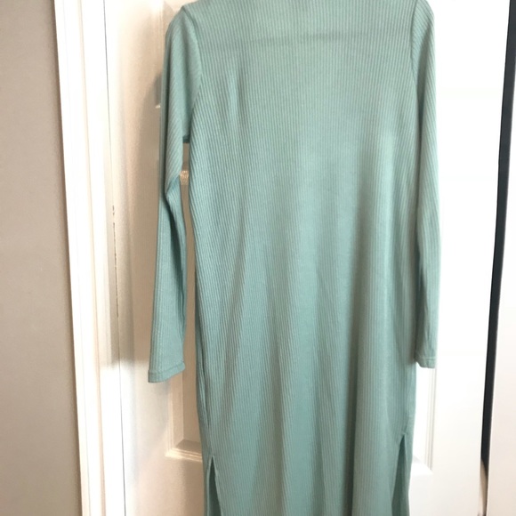 Light blue/turquoise Long cardigan Forever 21 sz m - Picture 4 of 4